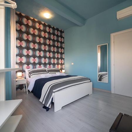 Boutique Rooms Carbonazzi 17 Κάλιαρι Εξωτερικό φωτογραφία