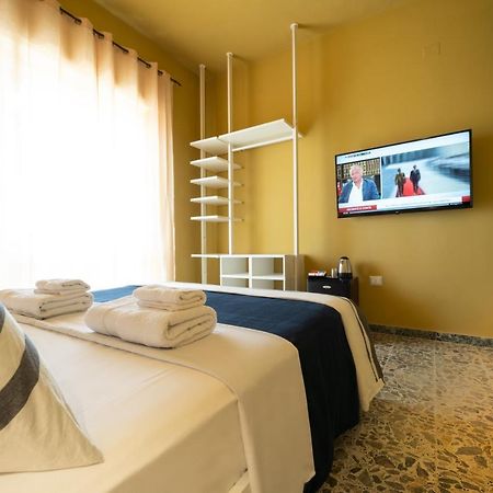 Boutique Rooms Carbonazzi 17 Κάλιαρι Εξωτερικό φωτογραφία
