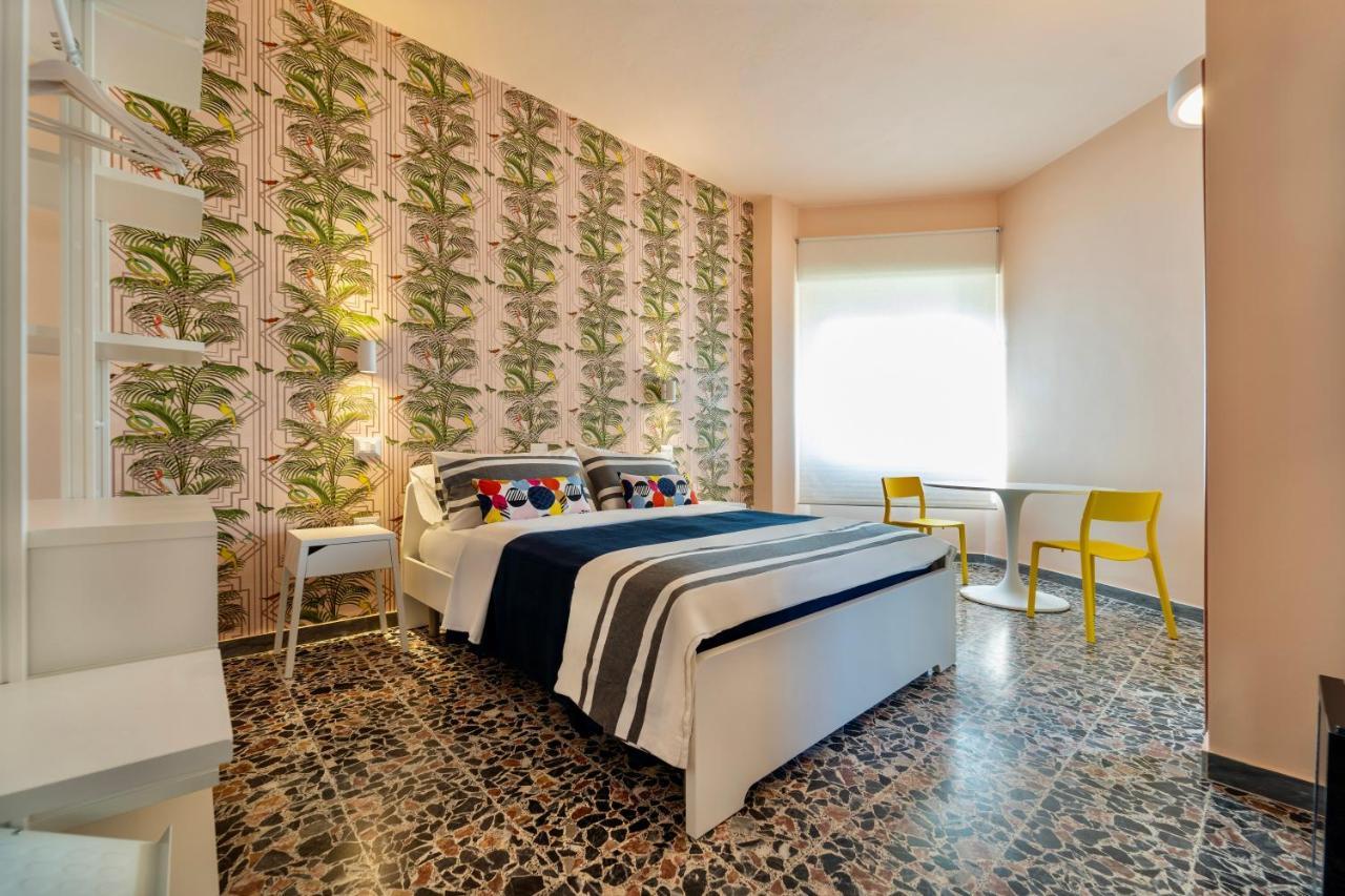 Boutique Rooms Carbonazzi 17 Κάλιαρι Εξωτερικό φωτογραφία