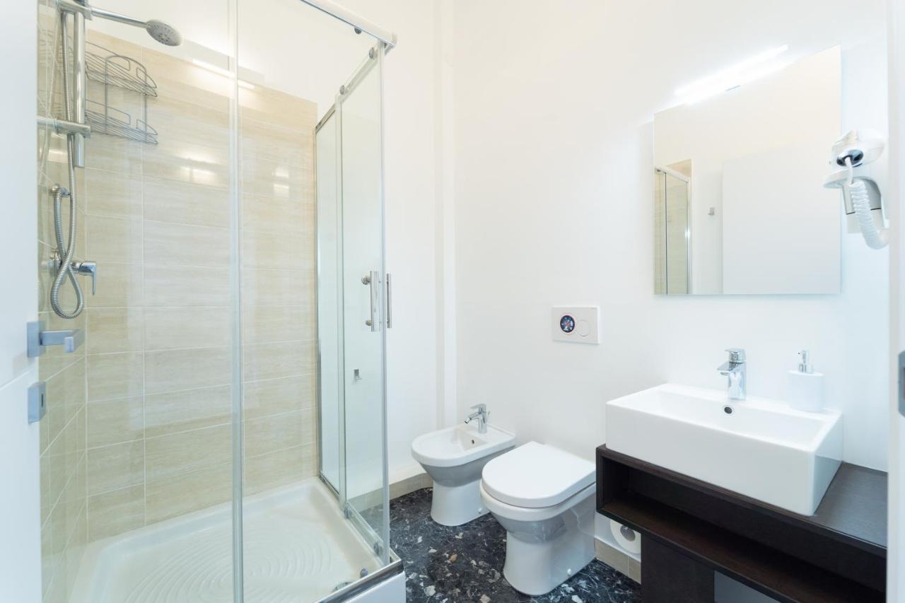 Boutique Rooms Carbonazzi 17 Κάλιαρι Εξωτερικό φωτογραφία